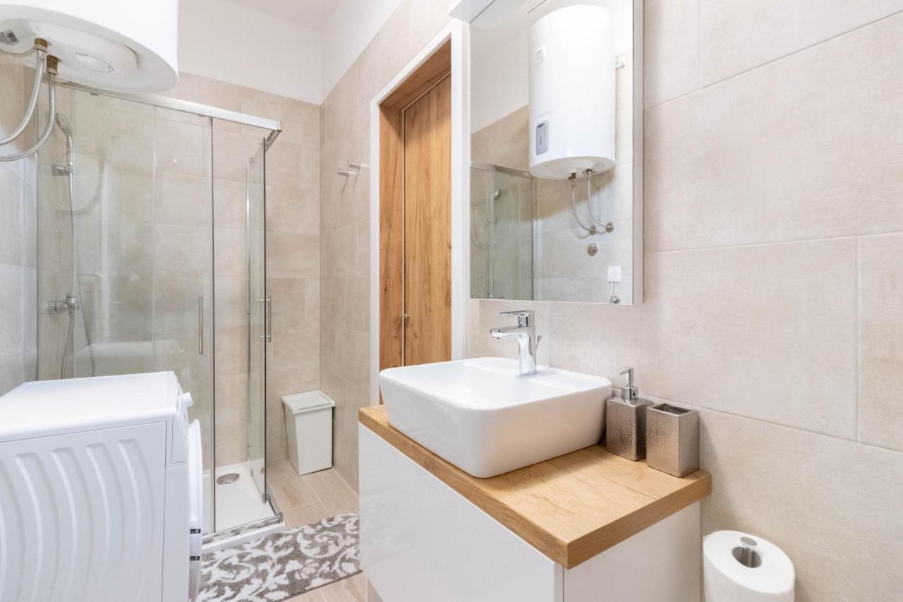 Apartments Fiorello Rijeka Eksteriør bilde